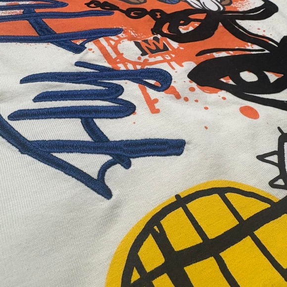 Genuine Authentic "Fly High" Graphic Tee – Size S - Picture 7 of 8